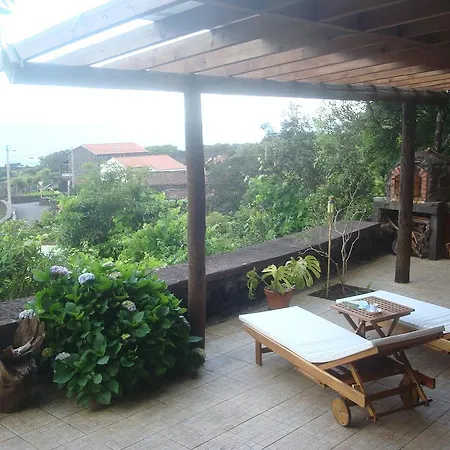 A Cabana Prainha (Sao Roque do Pico)